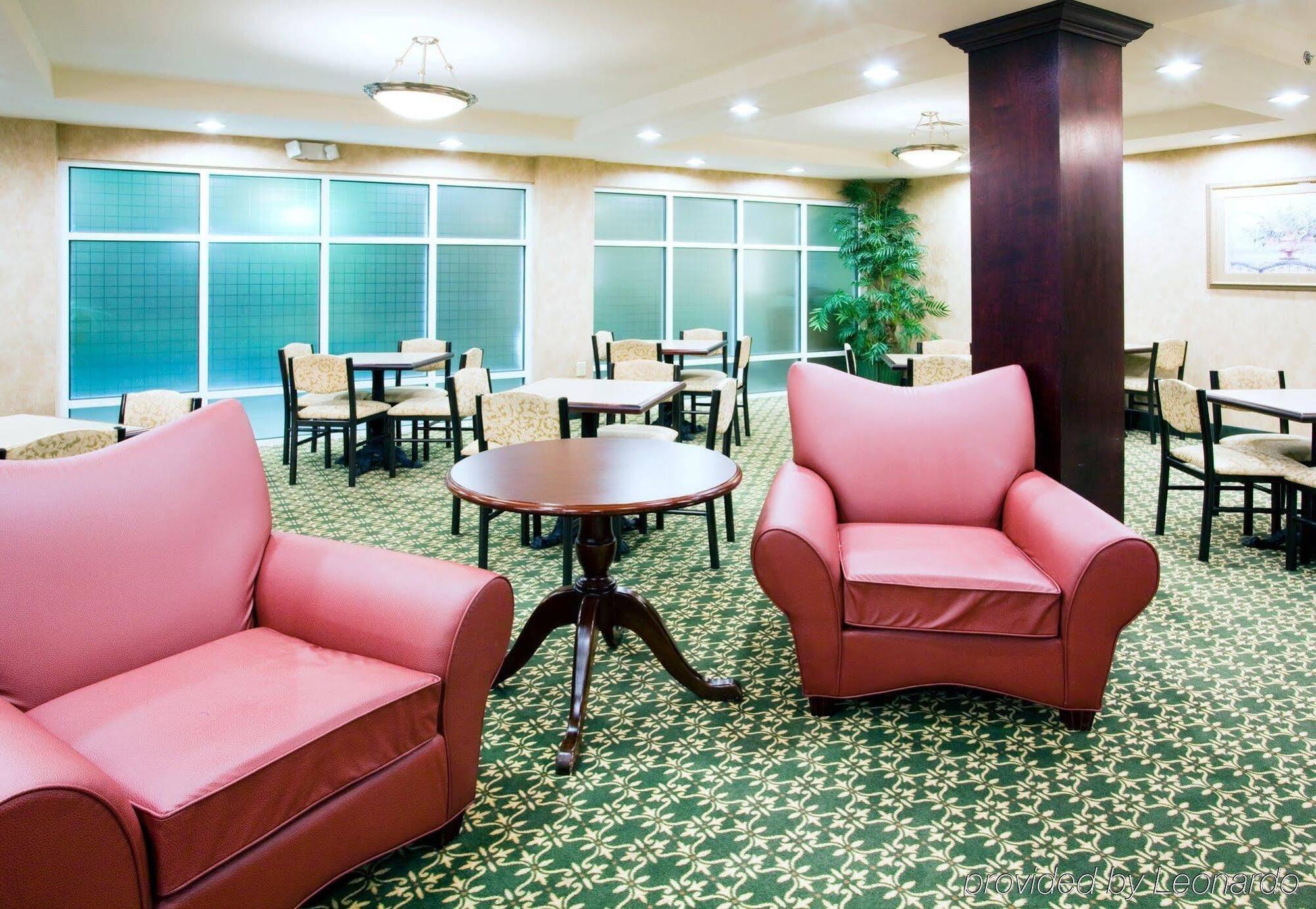 Holiday Inn Express Hotel & Suites - Concord By Ihg Каннаполис Экстерьер фото